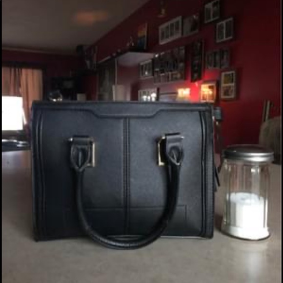 Spring Purse - Picture 1 of 4